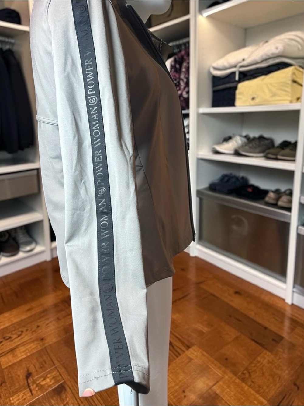 Equestrian Stockholm Women's Light Grey Long-Sleeve Zip Top - Picture 7 of 12